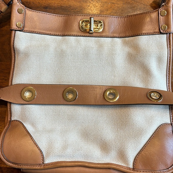 Michael Kors North/South messenger crossbody bag. - Picture 10 of 13